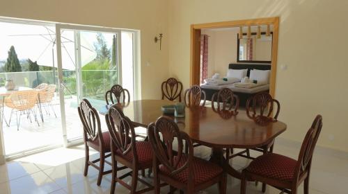 Facilities, Seaside House in Caleira