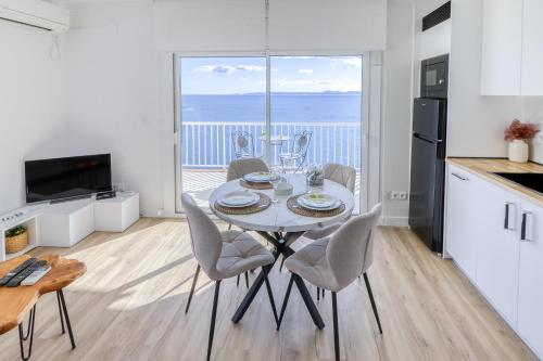 Apartment with Sea View image 10