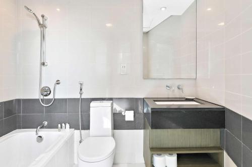 Silkhaus newly designed 1BDR on high floor in Downtown - image 7