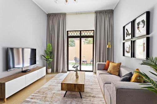 Silkhaus peaceful 1BDR with private garden in Downtown Dubai - image 6