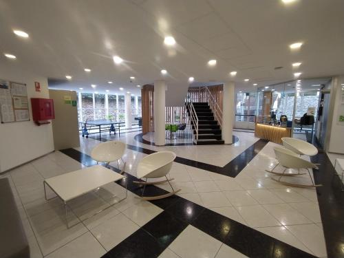 Residencia Universitaria Resa Siglo XXI - 로비