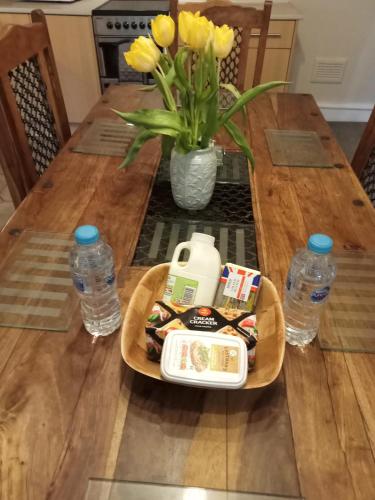 Cottage in Saddleworth with private garden and great views in 奧爾德海姆