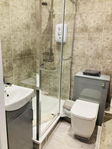 Cottage in Saddleworth with private garden and great views in 奧爾德海姆