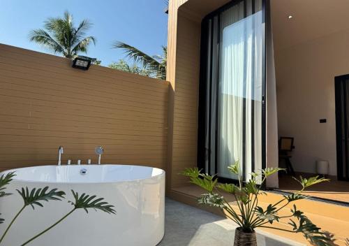 View, The Nature House Botique Resort & Cafe - Ban Mung in Ban Mung