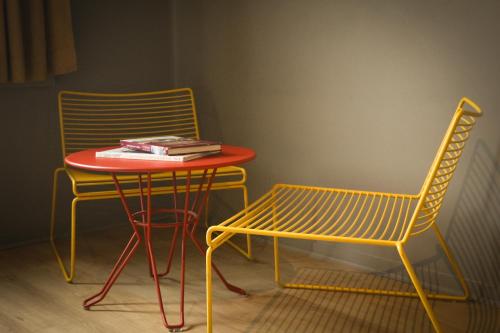 CATS Porto Hostel – Porto, KY