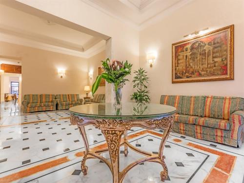 Raeli Hotel Noto - image 16