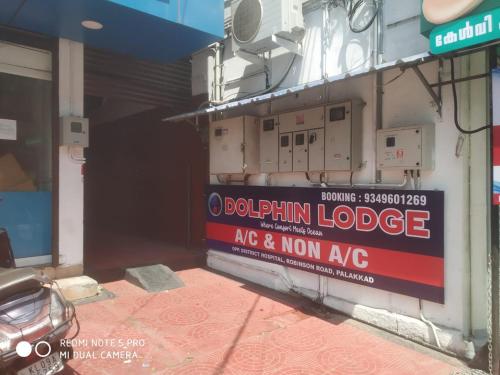 Dolphin Lodge