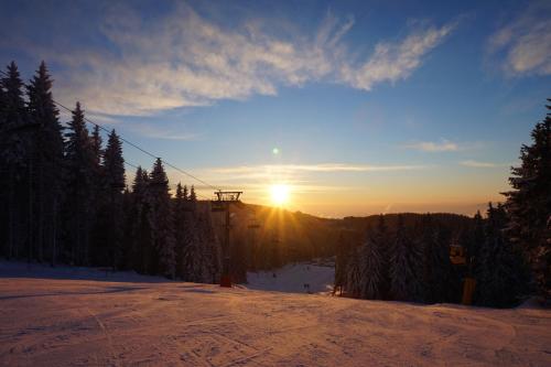 Apartments Kraljevi Čardaci - image 4
