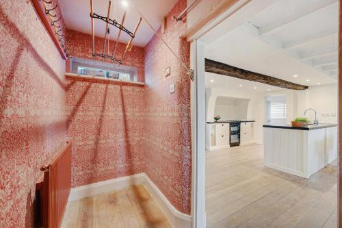 Wheelwrights Cottage - image 5