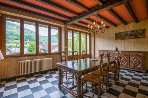 Facilities, La maison d autrefois in Paulhe