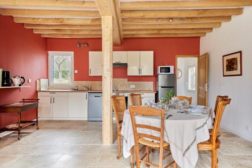 virtuve, La Tourelle de Saint Michel de Livet - Parking in Saint-Michel-de-Livet