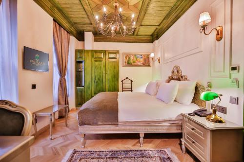 Superior Double Room image 4