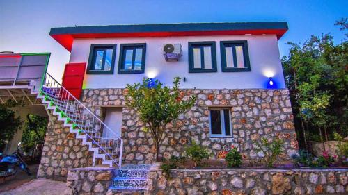 Létesítmények, Uzumlu Village 2 Bedroom Villa 7532 in Uzumlu