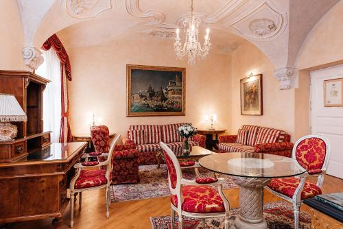 Alchymist Grand Hotel and Spa - image 2