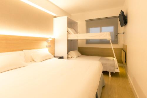 Hotel Burlada - image 2