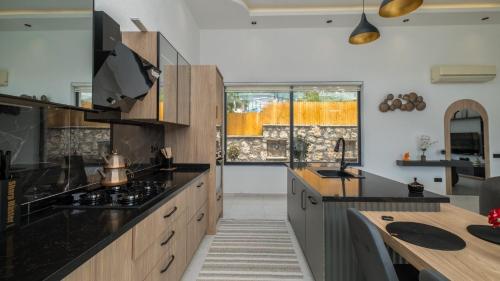 3 bedroom Luxury Villa in Saribelen - image 2