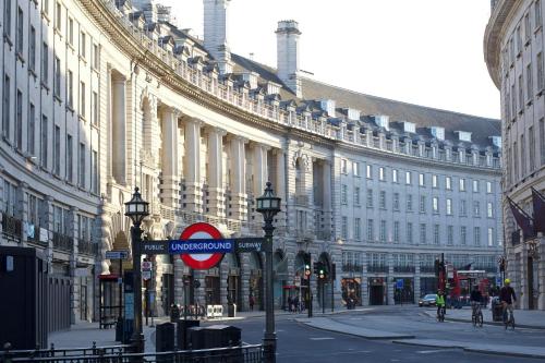 Létesítmények, Zedwell Capsule Hotel Piccadilly Circus near Piccadilly Circus