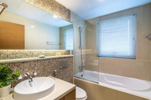 Silkhaus newly furnished 1BDR in Downtown near Burj Khalifa - image 8