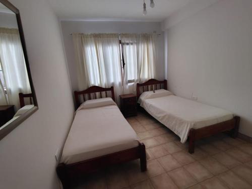 Los lapachos hostal