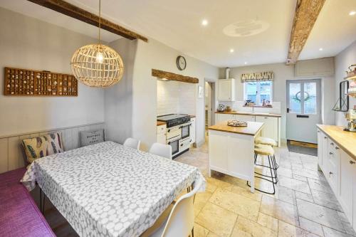 Host & Stay - Rock Rose, Holt (photo 9)