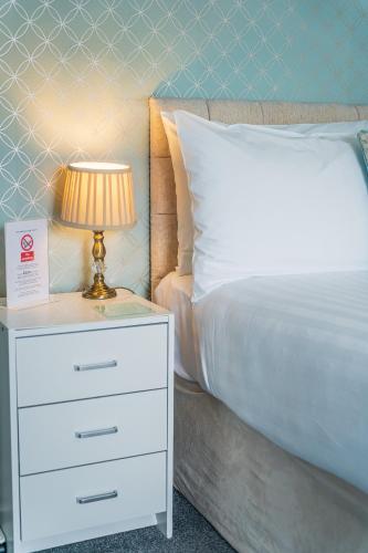 Highcliffe Hotel - image 14