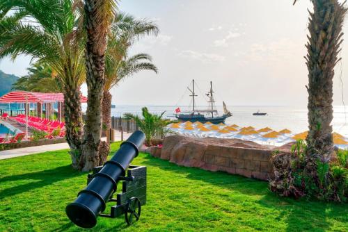 Pirate's Beach Club