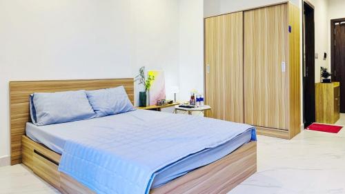 Studio Beverly ban công view sông cao cấp