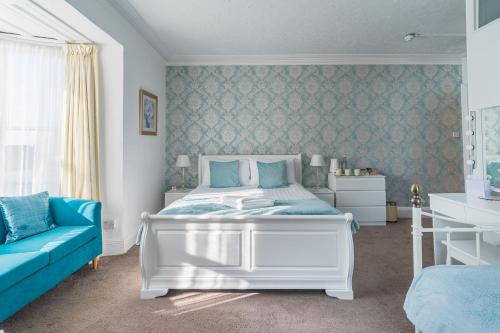 Highcliffe Hotel - image 5