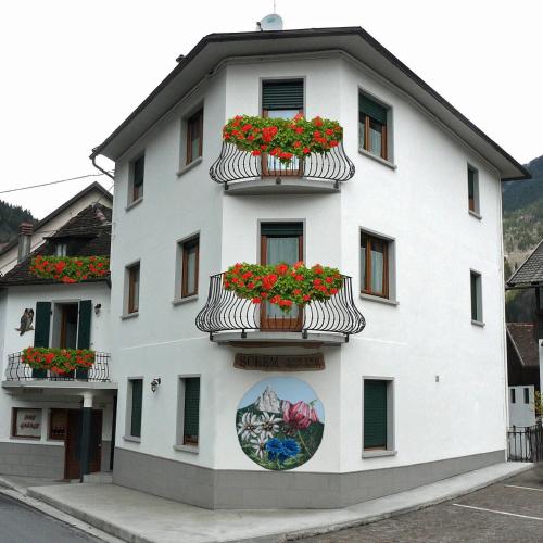 Casa Screm - Appartamenti e Camere -Rigolato - UD chambre d'hôte Sostasio