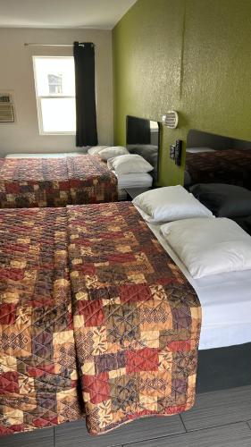 Fort Myers Inn – Fort Myers, FL