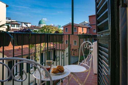Apartments Florence - Frescoes Elegance, Florencia
