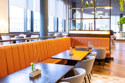 Restaurant, Hotel MOA Berlin in Tiergarten