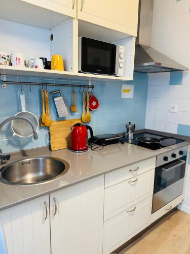 70's Hostel - image 27