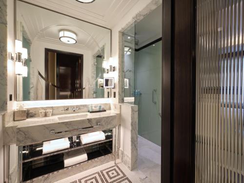 The Beaumont Hotel - image 9