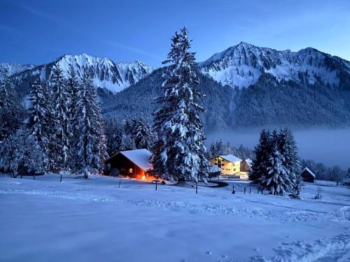 Holiday Home Runnimoos-3 by Interhome in ลาเทิร์นส