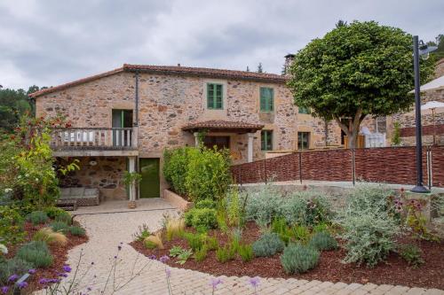 . CASA CON ENCANTO (o Refuxio)