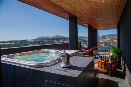 Pezsgőfürdő, Bor Hotel by Karisma in Jezero