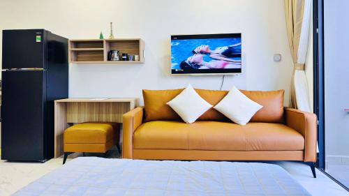 Studio Beverly ban công view sông cao cấp