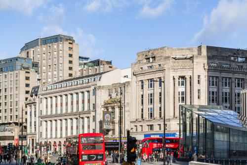 Zedwell Underground Hotel Tottenham Court Rd, London