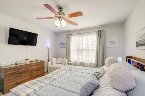 1 Mi to Colonial Beach Boardwalk Home with Fire Pit 1 Mi to Colonial Beach Boardwalk Home with Fire Pit