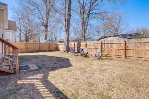 1 Mi to Colonial Beach Boardwalk Home with Fire Pit 1 Mi to Colonial Beach Boardwalk Home with Fire Pit