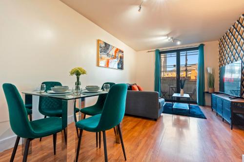 1 Bed Apartment Sleeps 5 - Balcony - WiFi & Tv, Birmingham (photo 9)