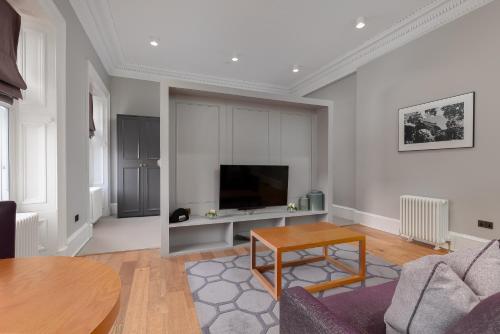 Destiny Scotland - Distillers House - image 9