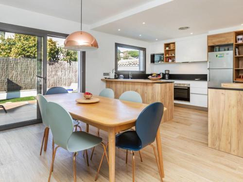 Holiday Home La Manzaneta by Interhome in แซนท์แอนโทนีเดคาลอนเก