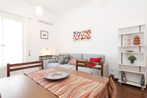 Casa Cestia San Saba, Rome (photo 2)