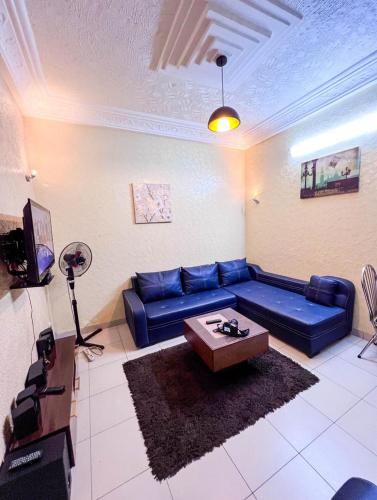 Chic Shop House in โคโตนู