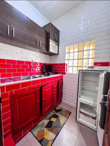 Chic Shop House in โคโตนู