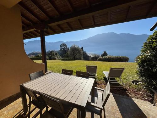 Bellavista Apt-Garden & LakeView in Sala Comacina