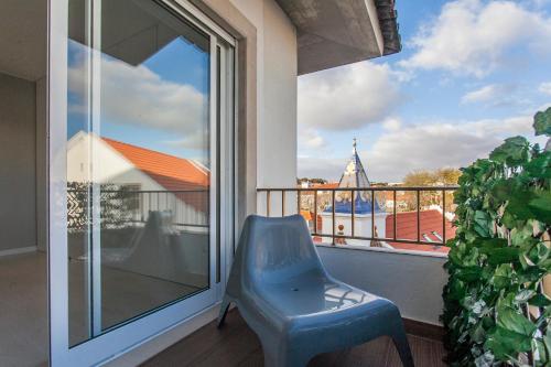 Bright Visconde Apartment - image 2