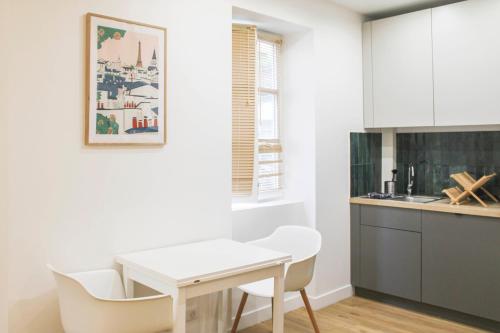 Charming apartment in the heart of the 18th - image 8